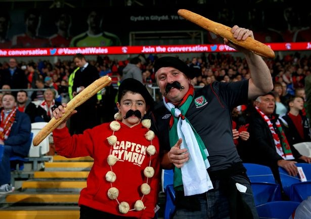 Khuyen cao cua Phap: Muon an toan, hay den san som 3 tieng hinh anh