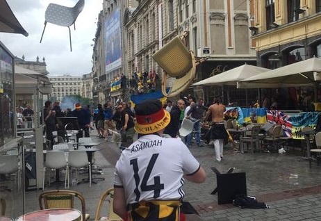 Bao luc Euro leo thang: CDV Duc va Ukraine choang nhau hinh anh