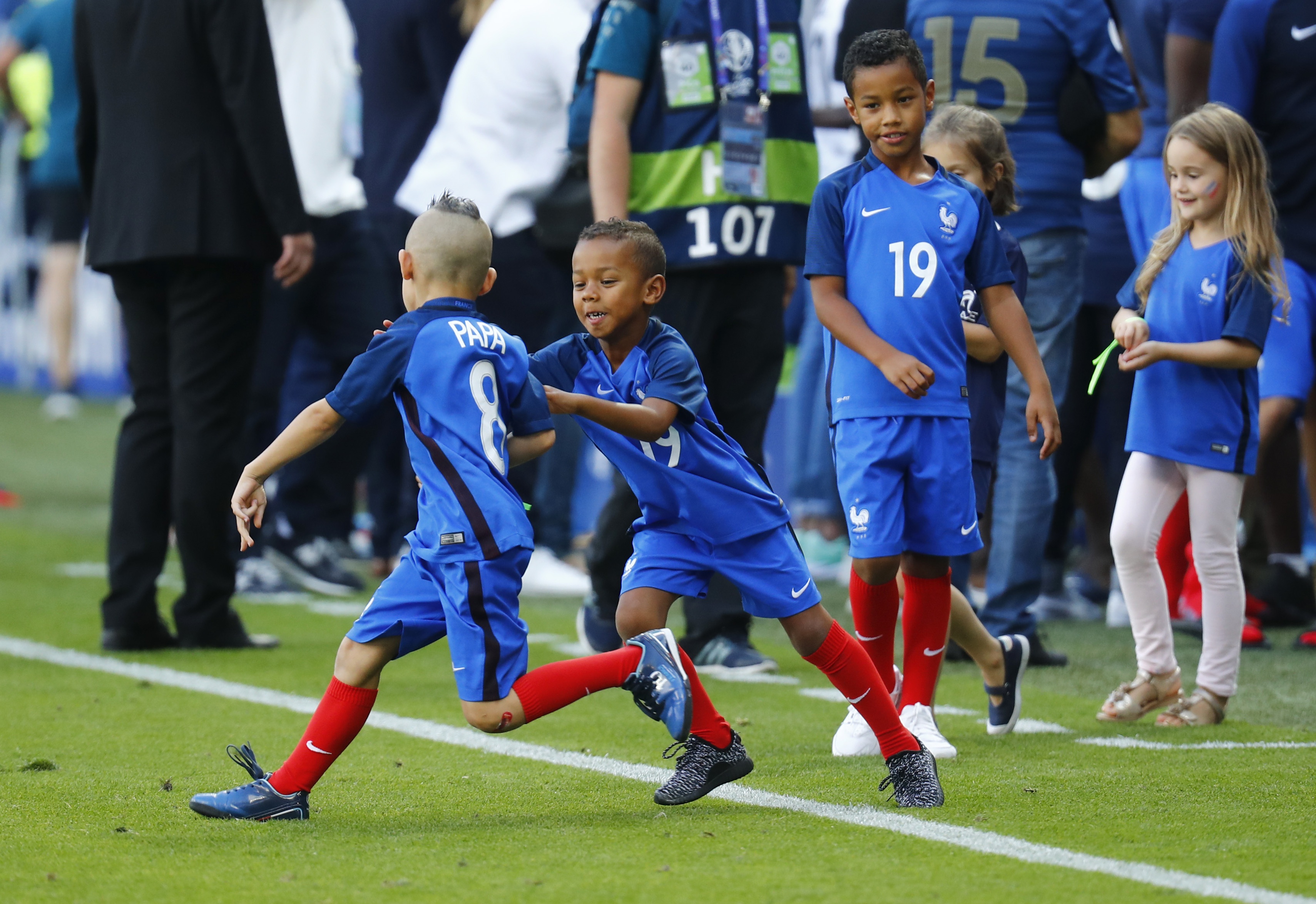 tran Phap vs CH Ireland anh 3