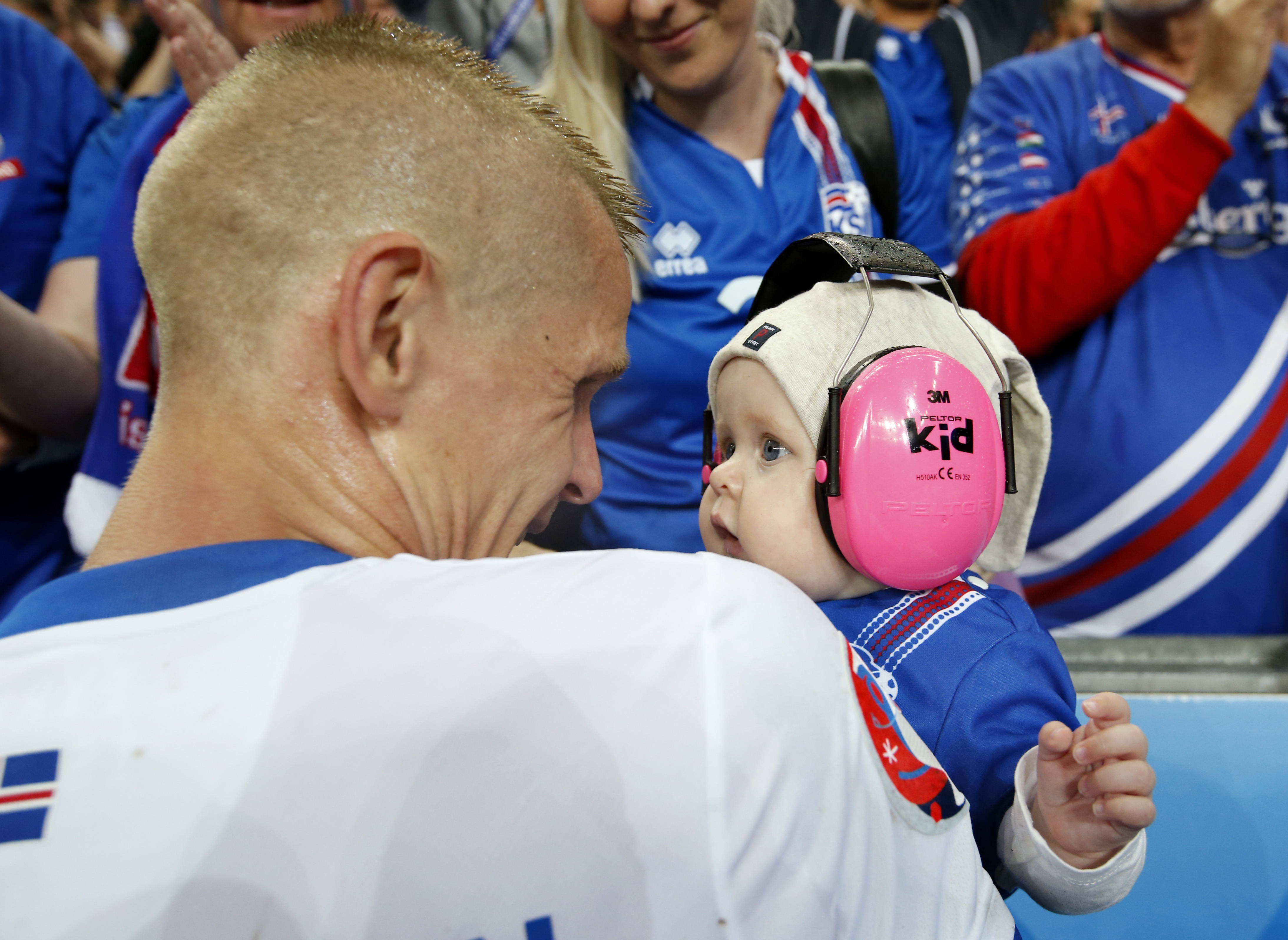 Phap vs Iceland anh 12