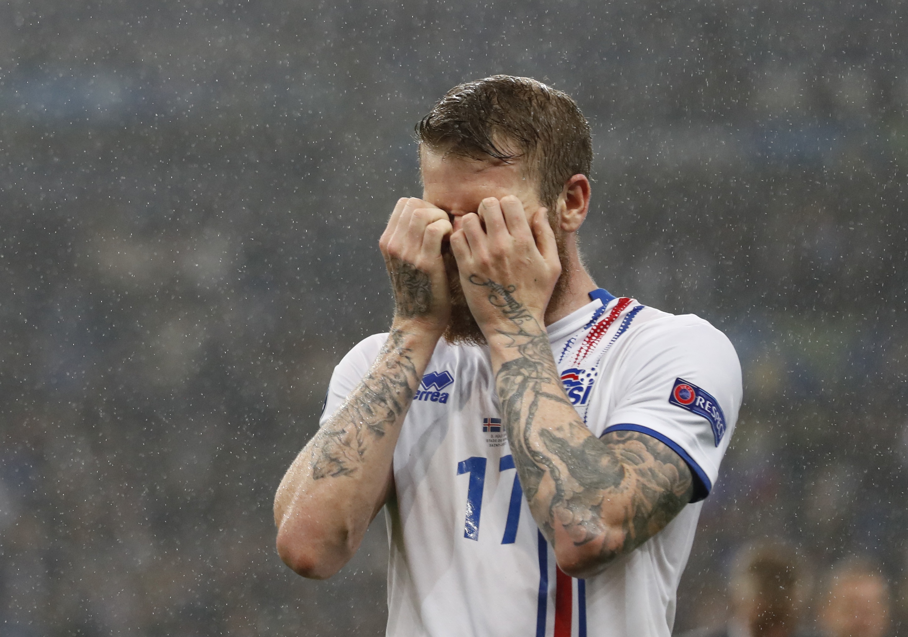 Phap vs Iceland anh 9