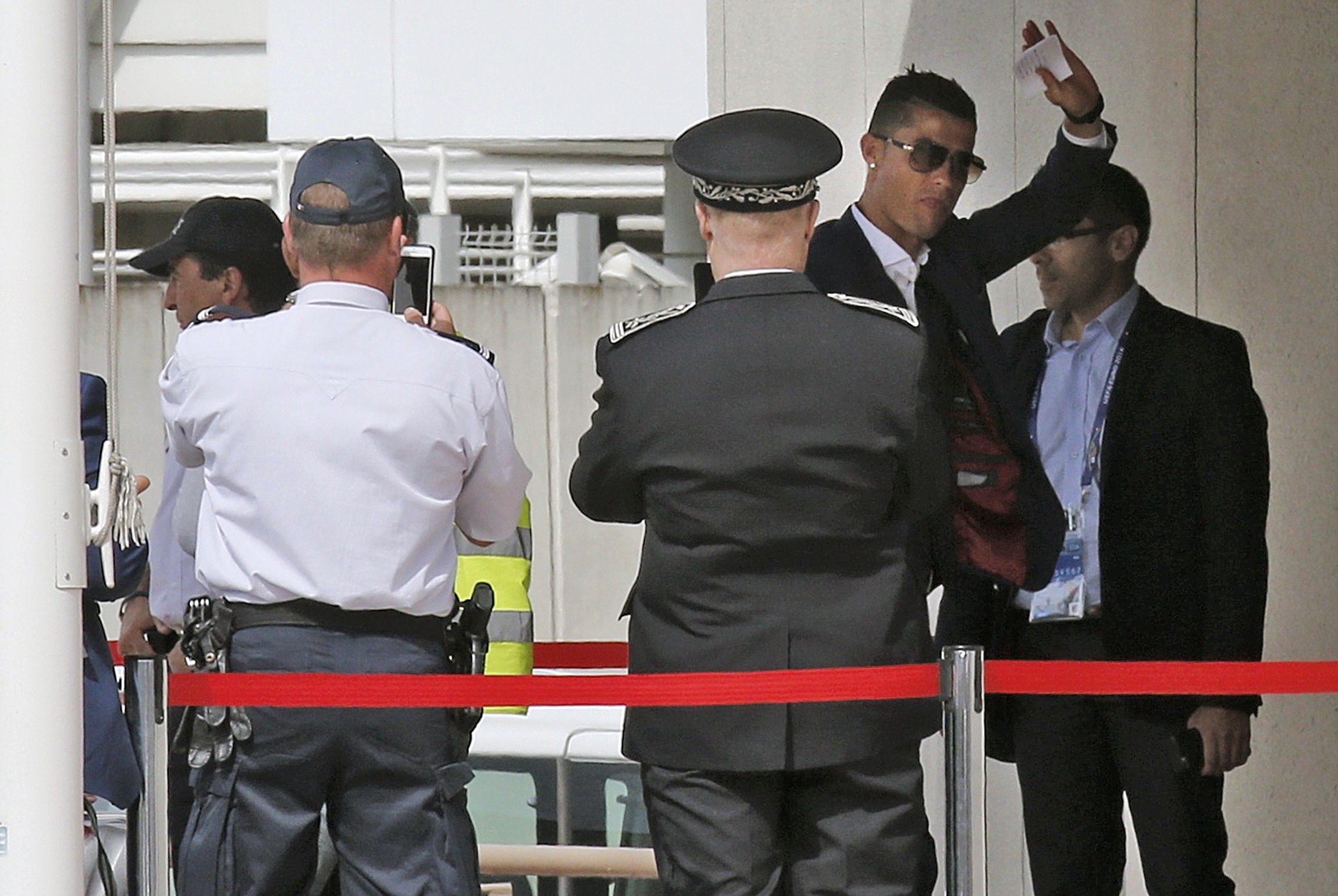 le an mung cua Bo Dao Nha anh 10