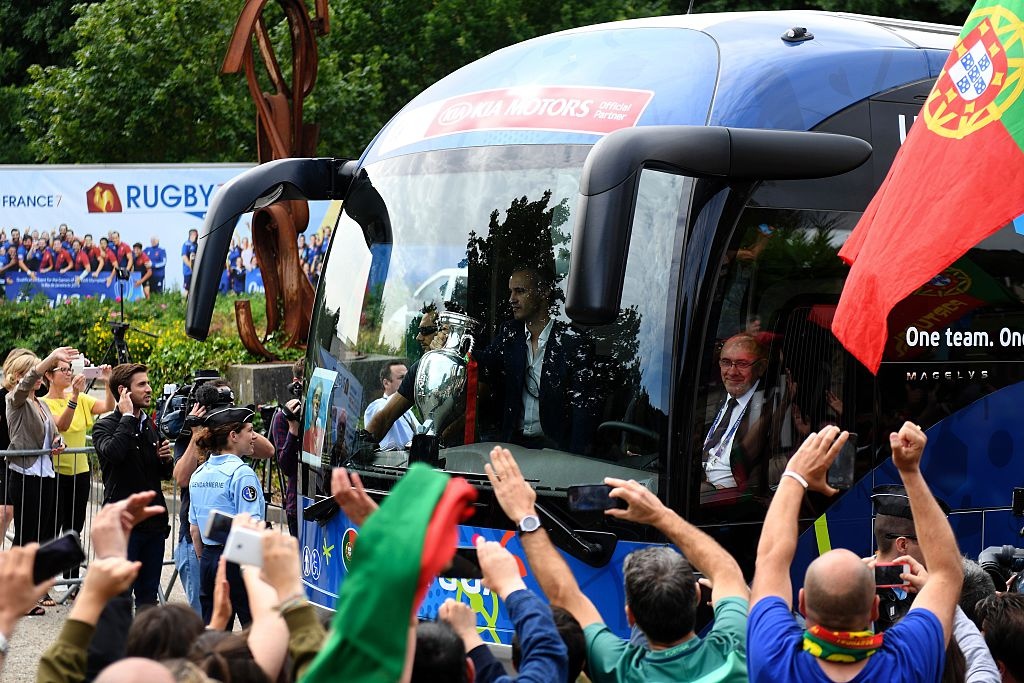 lễ ăn mừng của Bồ Đào Nha ảnh 2 le an mung cua Bo Dao Nha anh 2