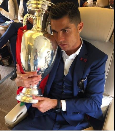 lễ ăn mừng của Bồ Đào Nha ảnh 5 le an mung cua Bo Dao Nha anh 5