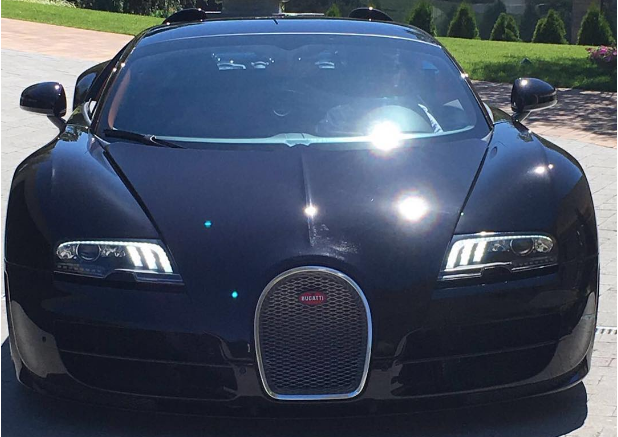 Ronaldo tau them xe Bugatti gia 3 trieu USD hinh anh
