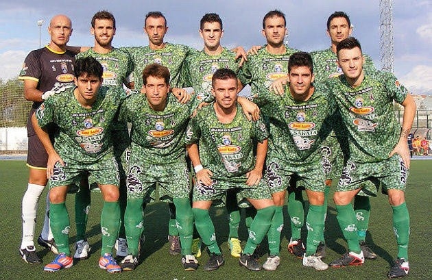 trang phuc ky di anh 4