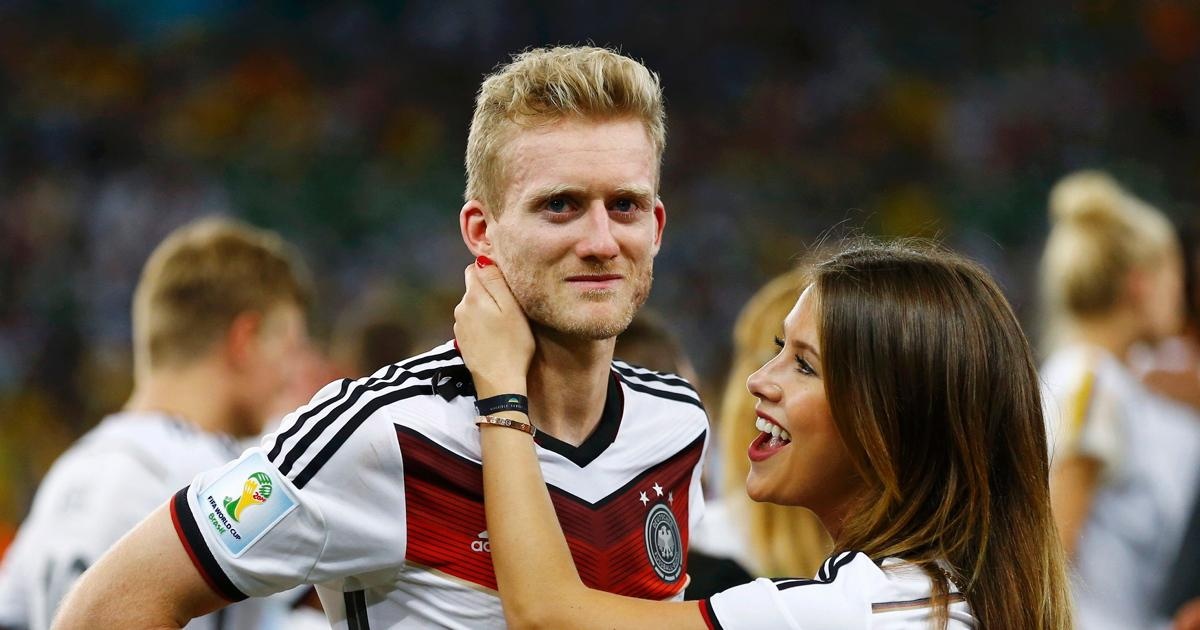 Schuerrle chia tay ban gai anh 9