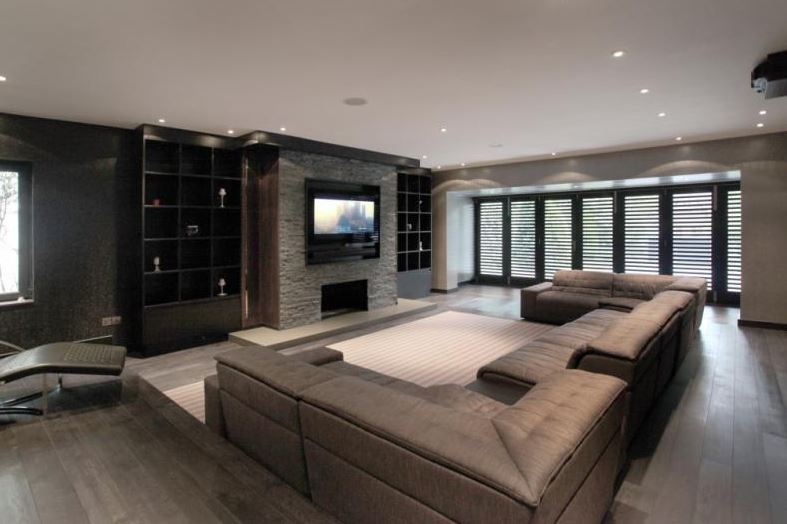 Kham pha to am moi sang trong cua Ibrahimovic hinh anh