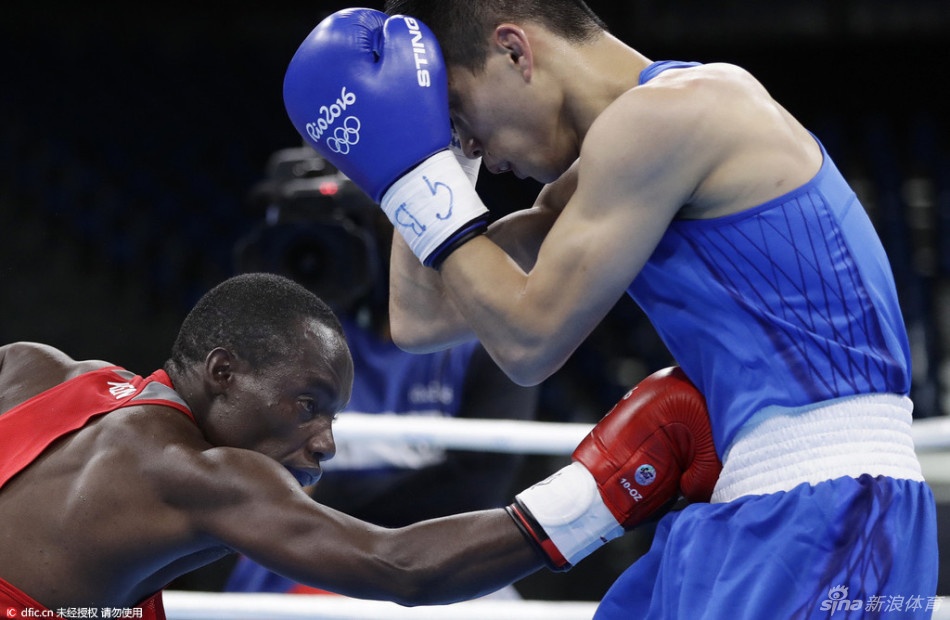 võ sĩ Trung Quốc ăn mừng quá sớm ảnh 3 vo si Trung Quoc an mung qua som anh 3