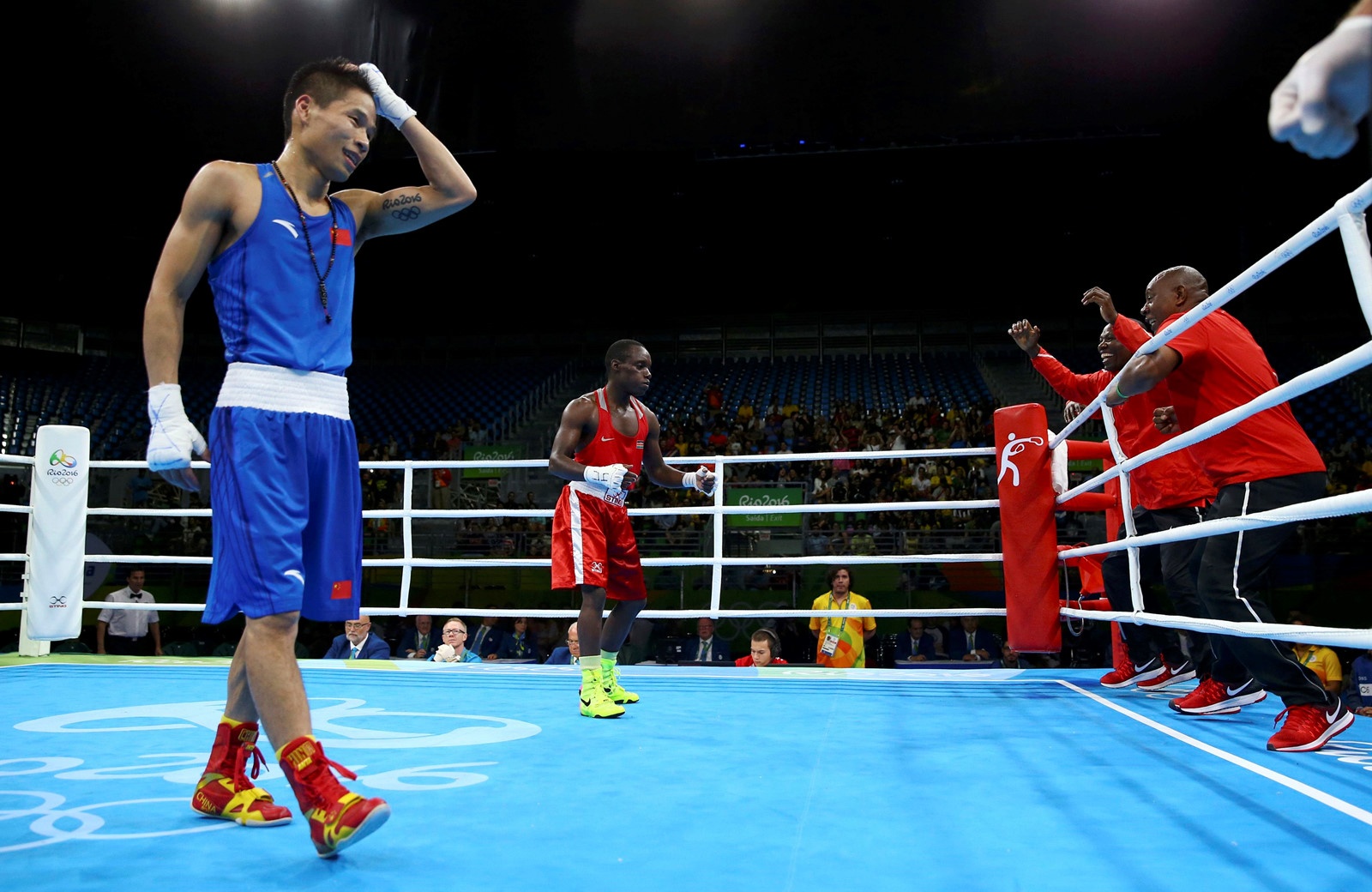 võ sĩ Trung Quốc ăn mừng quá sớm ảnh 7 vo si Trung Quoc an mung qua som anh 7