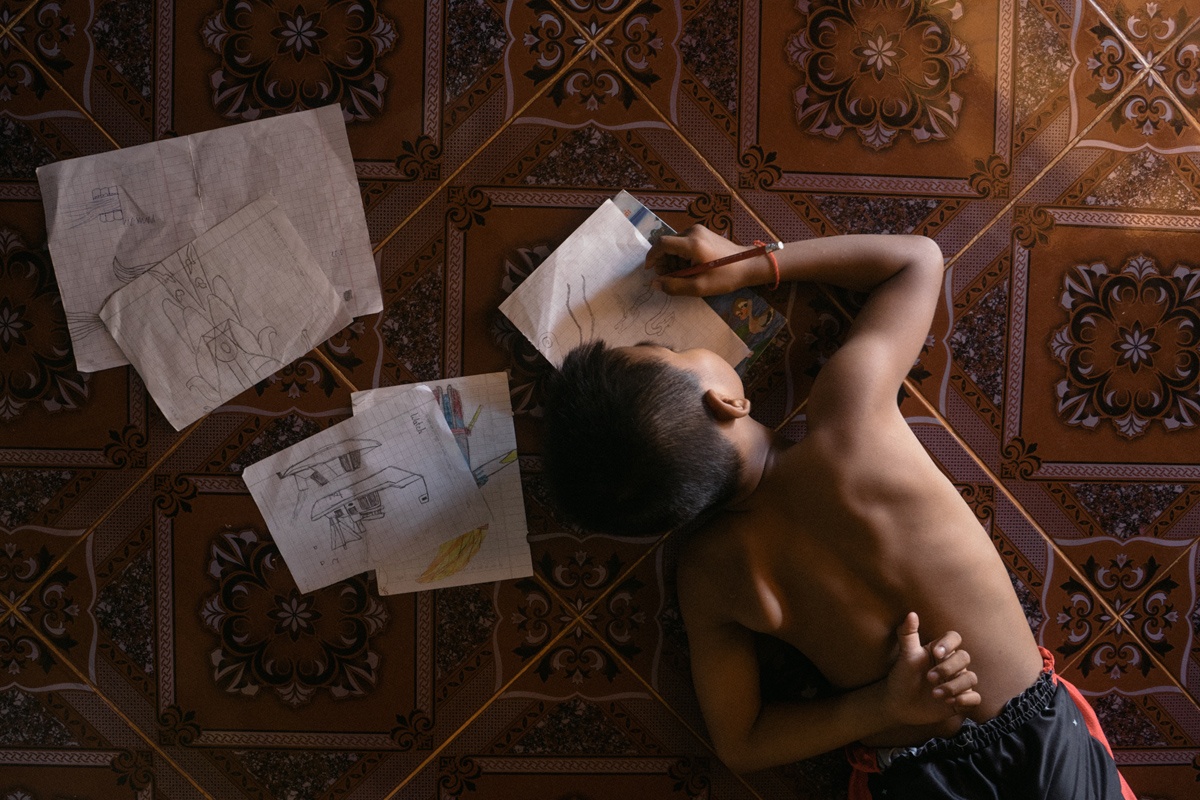 tre em dam boc o Campuchia anh 15