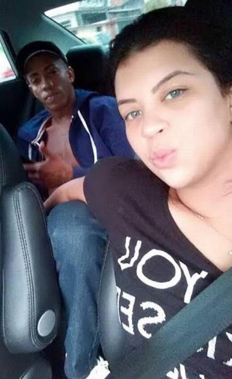 Usain Bolt vui ve voi gai la anh 2