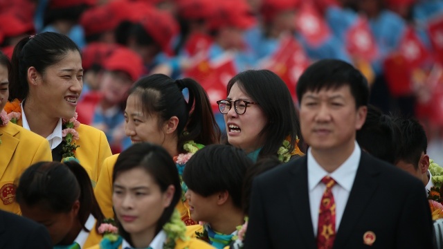 Sun Yang than thiet voi Fu Yuanhui anh 5
