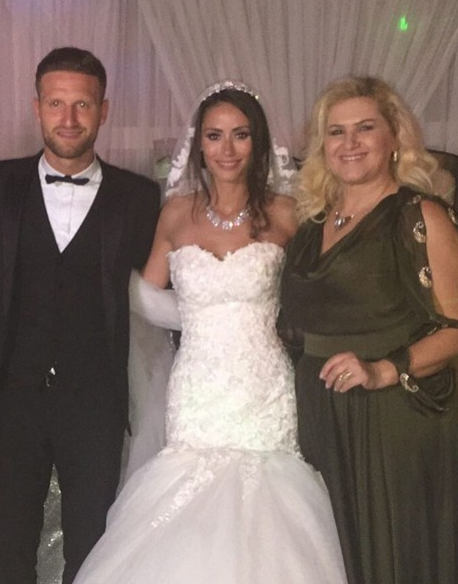 vợ của Shkodran Mustafi ảnh 3 vo cua Shkodran Mustafi anh 3