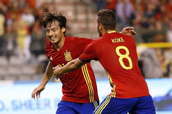 David Silva khien HLV Bi va Henry om han ngay ra mat hinh anh