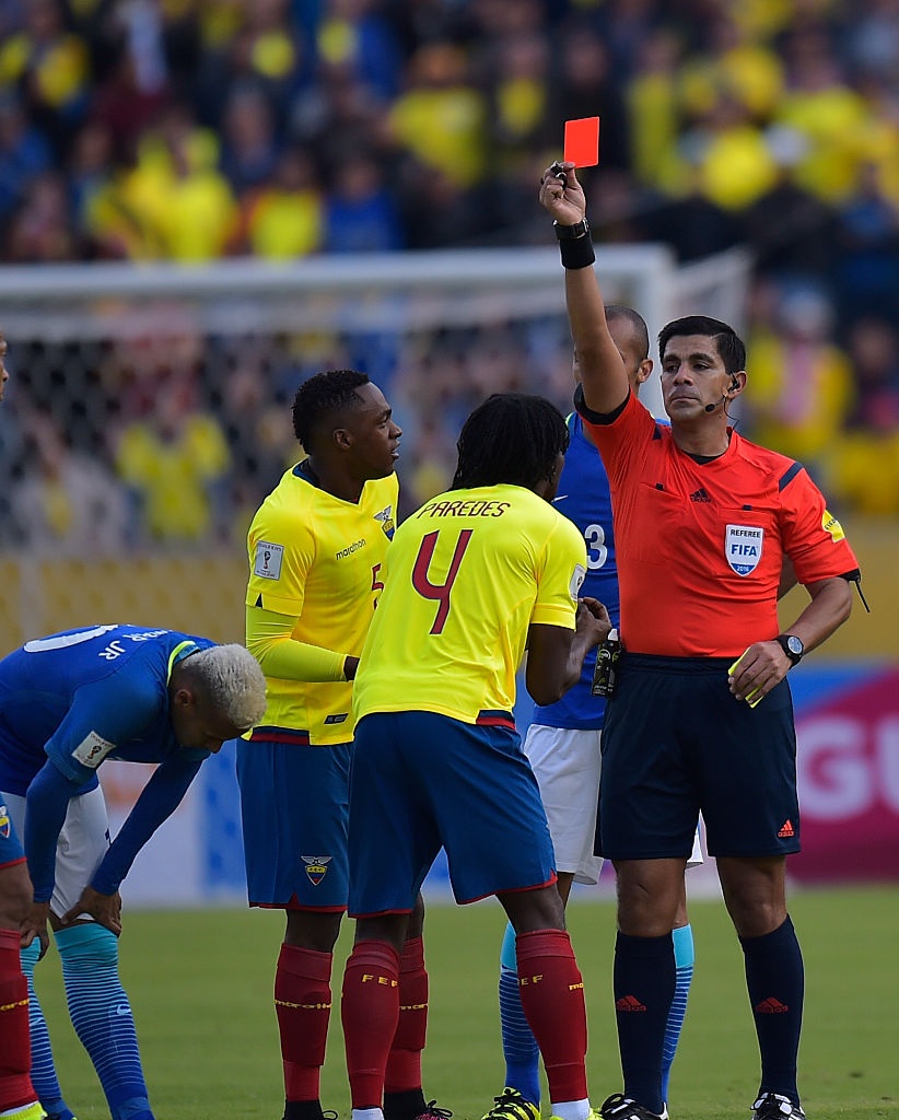 Neymar giup Brazil thang Ecuador anh 8