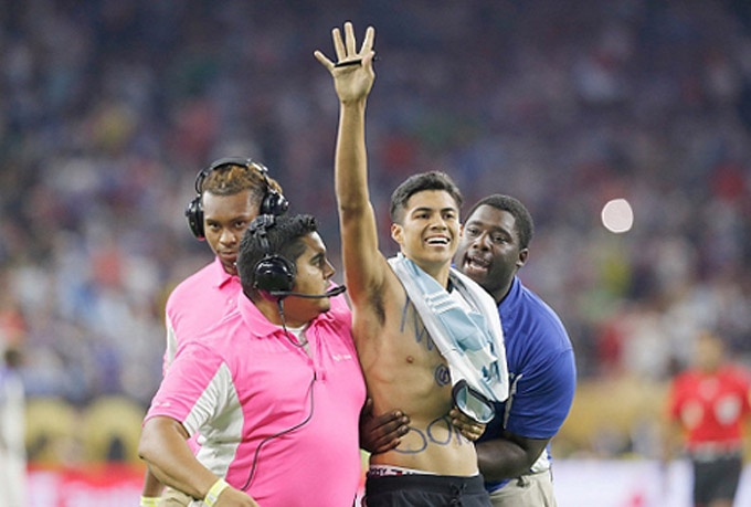 Fan cuong quy lay Messi anh 9