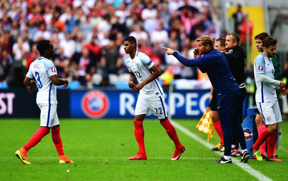 Rashford lap hang loat ky luc anh 5