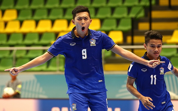 Bi dan 3-0, futsal Thai Lan van nguoc dong ha guc Cuba hinh anh