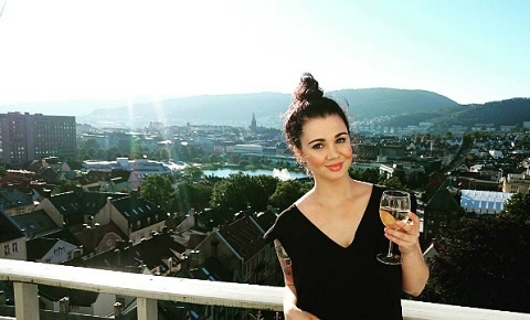 Valencia vui vẻ bên người đẹp ảnh 2 Valencia vui ve ben nguoi dep anh 2