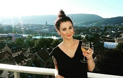 Valencia vui ve voi nu y ta sau tran thua derby hinh anh