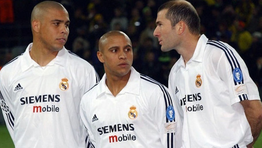 Sieu doi hinh ngoi sao thi dau cung Ro 'beo' hinh anh