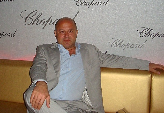 Pep Guardiola bị mắng ảnh 1 Pep Guardiola bi mang anh 1