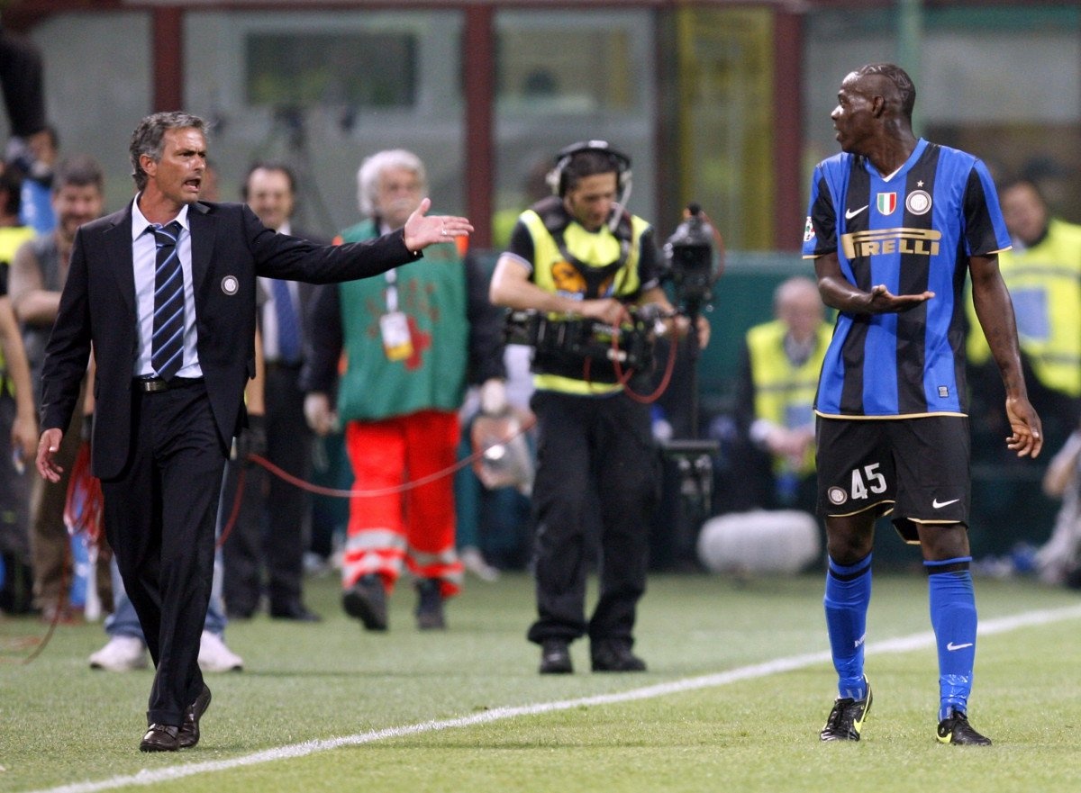 Mourinho cong khai chi trich hoc tro anh 3