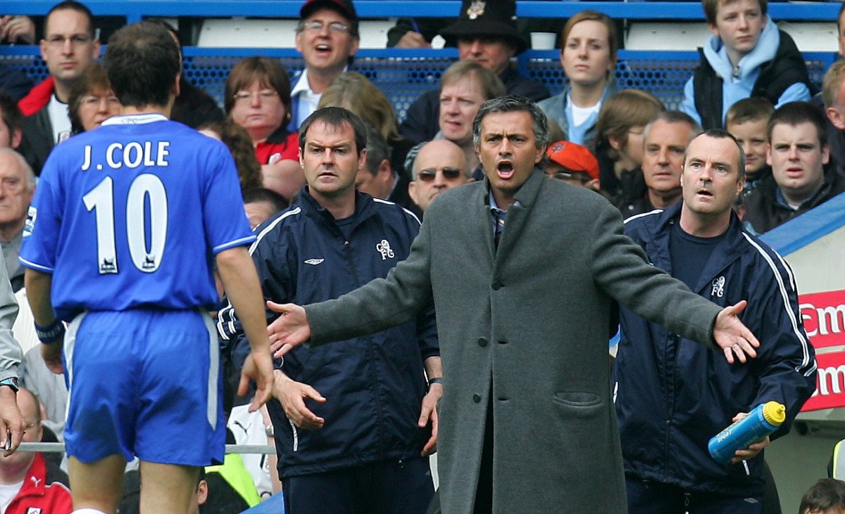 Mourinho cong khai chi trich hoc tro anh 2