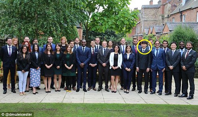 Park Ji Sung đi học nghề ảnh 1 Park Ji Sung di hoc nghe anh 1