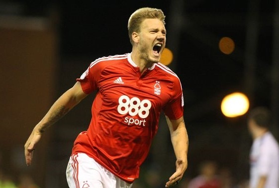 Bendtner ghi ban dau tien o doi bong moi hinh anh