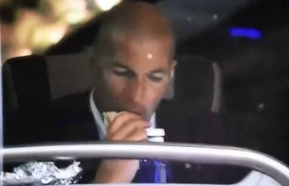 Zidane nhai banh my va phan tich tran dau cung cong su hinh anh