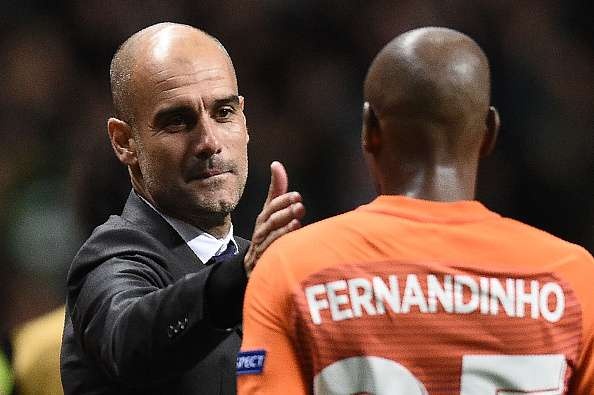 Pep ca ngợi Fernandinho ảnh 1 Pep ca ngoi Fernandinho anh 1