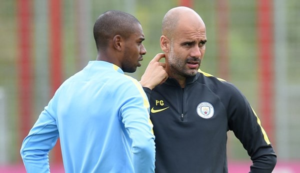 Pep: ‘Doi nao co 3 Fernandinho se vo dich’ hinh anh