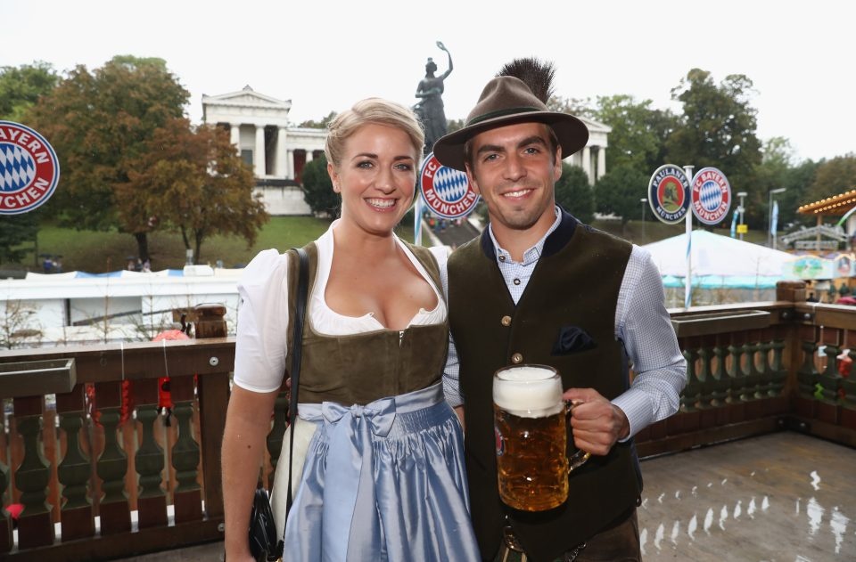 Usain Bolt tham dự lễ hội bia ảnh 11 Usain Bolt tham du le hoi bia anh 11