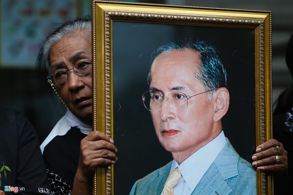 nha vua Thai Lan bang ha anh 4