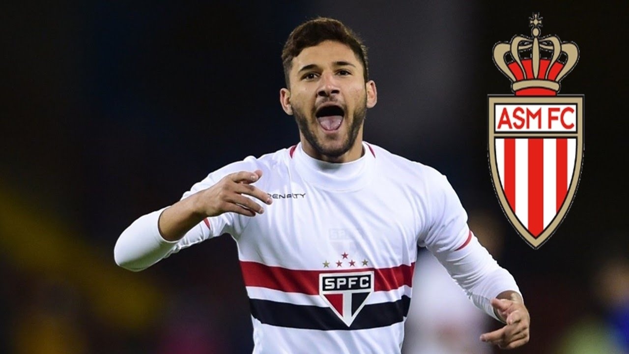 Messi chon 10 tai nang tre hay nhat anh 3