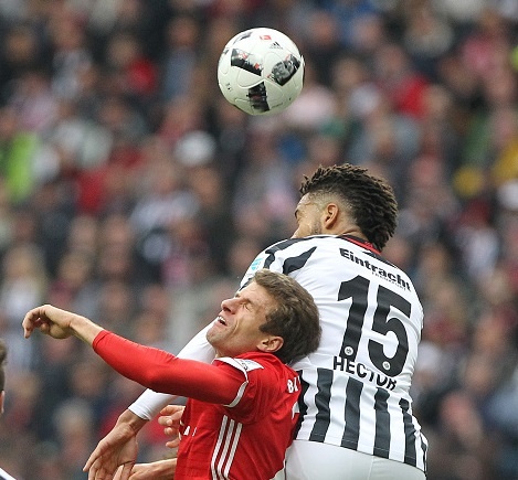 tran Frankfurt vs Bayern Munich anh 15