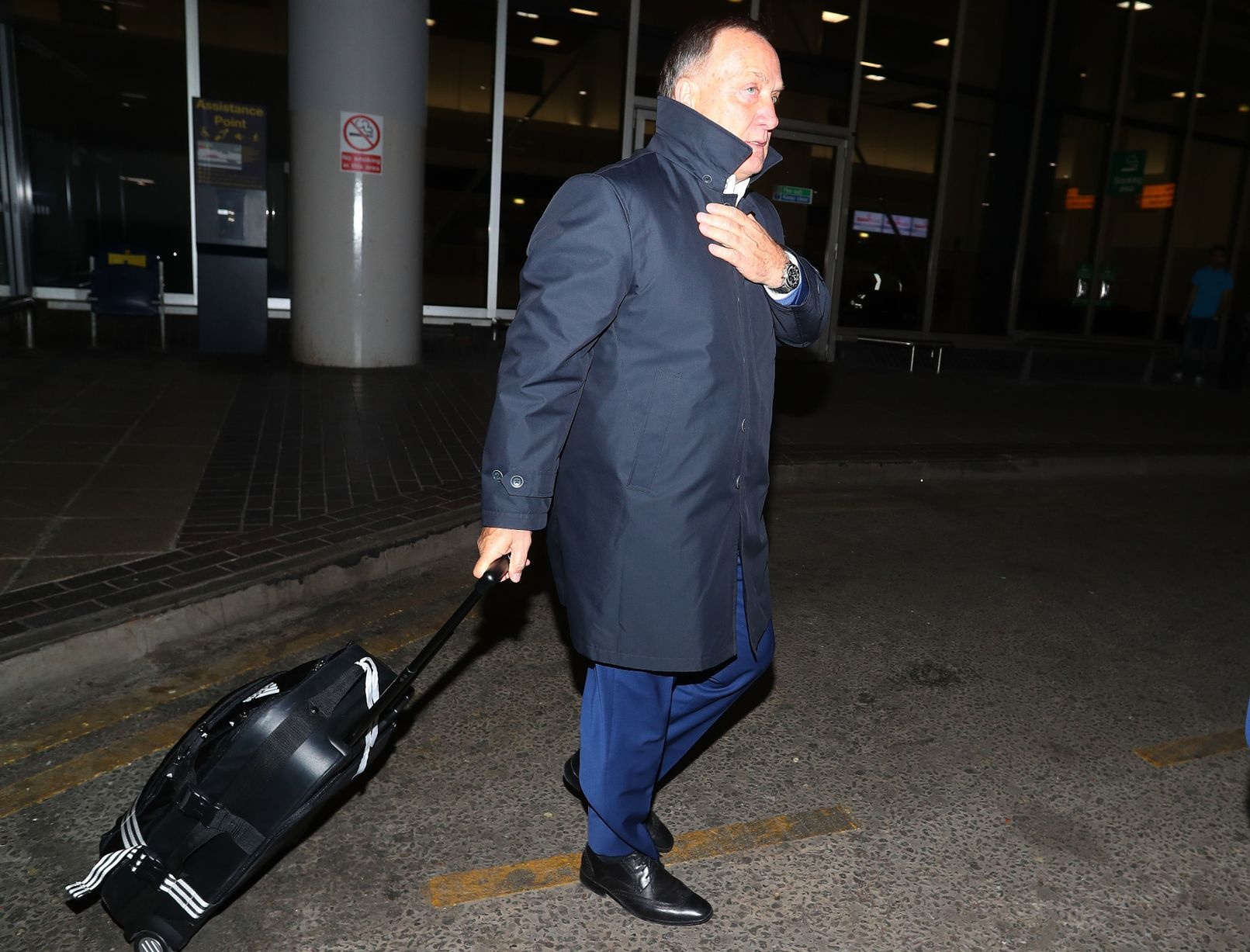 Tran MU vs Fenerbahce anh 6