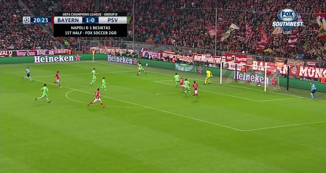 Tran Bayern vs PSV anh 6