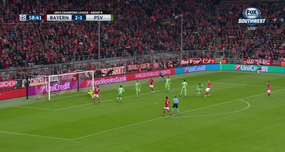 Tran Bayern vs PSV anh 10