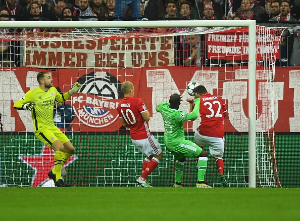 Tran Bayern vs PSV anh 7