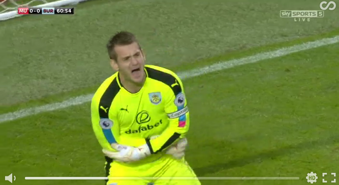 Trận MU vs Burnley ảnh 2 Tran MU vs Burnley anh 2