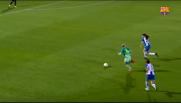 Pha solo ngoan muc cua nu cau thu Barcelona hinh anh