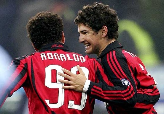 Ro beo don Pato bang tap chi khieu dam hinh anh