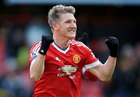 Den san tu sang som, Schweini quyet khien Mou ne phuc hinh anh