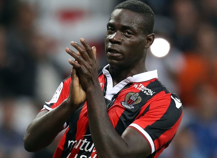Balotelli he lo kieu an mung doc dao neu Nice vo dich hinh anh