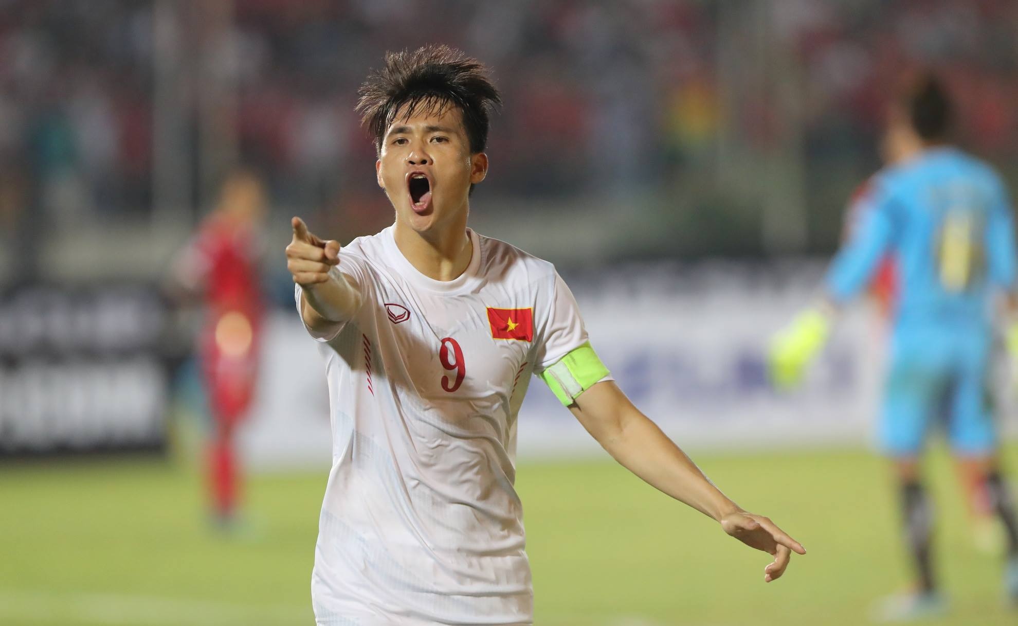 Công Vinh, Xuân Trường, HLV Hữu Thắng, tuyển Việt Nam, AFF Cup ảnh 1 Cong Vinh, Xuan Truong, HLV Huu Thang, tuyen Viet Nam, AFF Cup anh 1