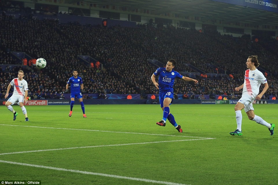 Leicester City doat ve du vong 1/8 Champions League anh 3