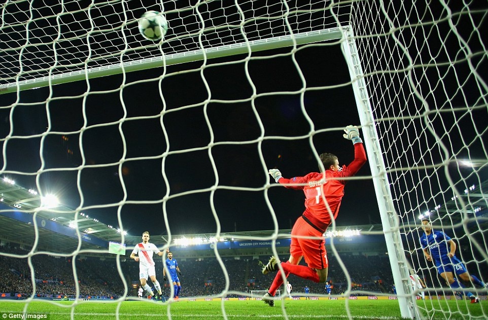 Leicester City doat ve du vong 1/8 Champions League anh 4